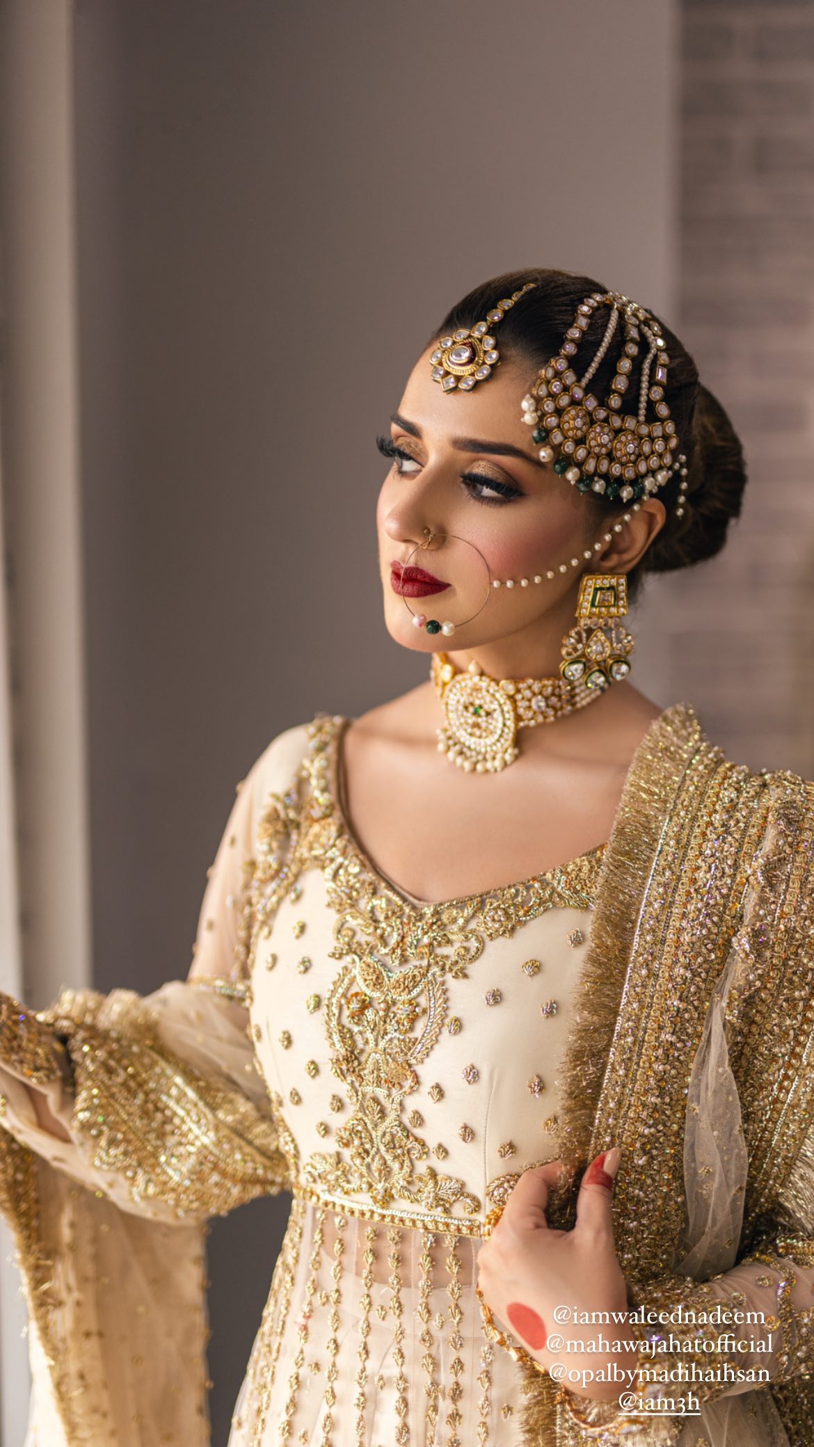 Rabia Anum close detail